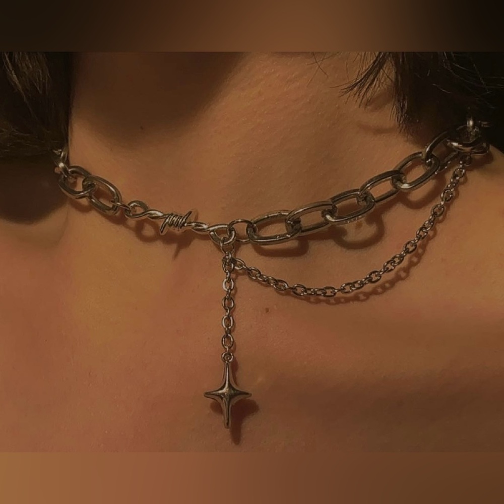 Handmade grunge necklace/choker with star